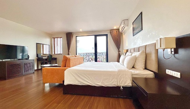 Paragon Noi bai Hotel & Pool