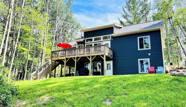 Pet-Friendly Lakeside Lodge with Kayaks and Canoe! in Stone Lake