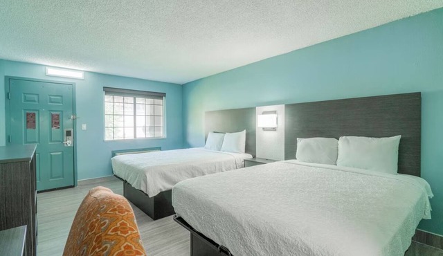 Pet-Friendly Stay w/2 Queen Beds Near Harlingen Foodie Fave & Main Roads in Cameron County