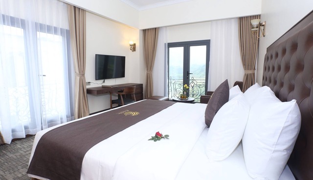Phoenix Hotel