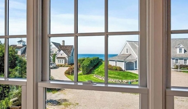 Private beach. Sunsets, views and great location! RPMS154 in Dennis