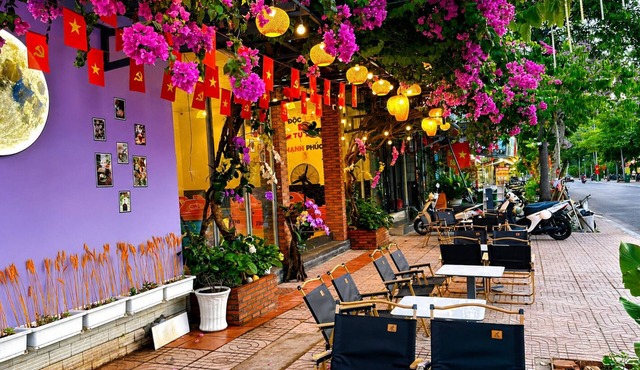 Q Song Chi Con Dao Hotel