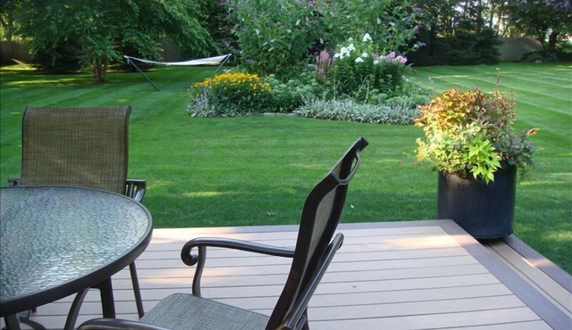 Quiet oasis minutes from beaches, vineyards and downtown Newport in Middletown
