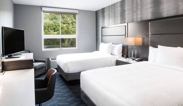 Refresh and Recharge in a Clean Room Near Cedarwood Playground in Middlesex County