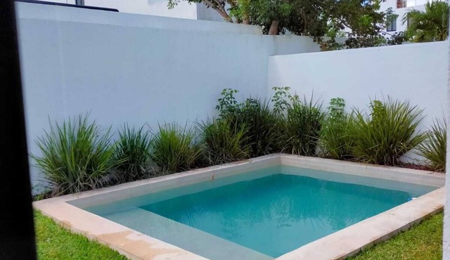 Relaxing big house in Yucatan, close to the beach (25min) and to Merida (30 min) in Conkal