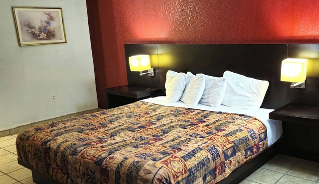River Valley Inn & Suites (Extended Stay) in Fort Smith