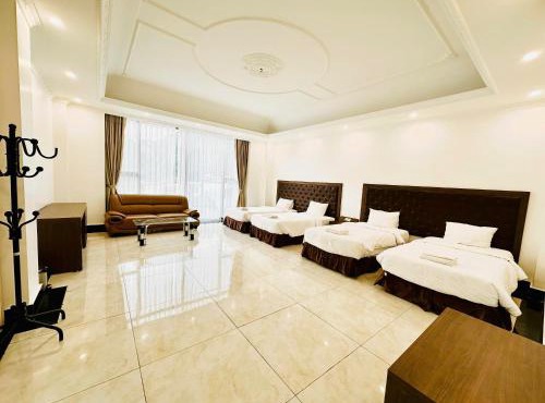 Riverside Restaurant & Hostel in Ha Giang