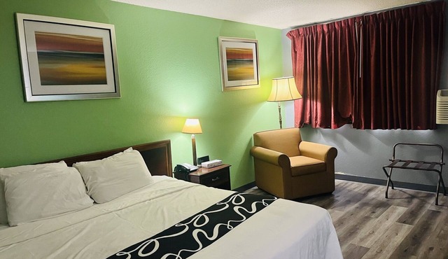 Rodeway Inn Whitehall in Whitehall