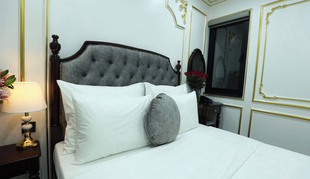 RUBY HOTEL FRONT OF BEACH 2 in Tien Thanh