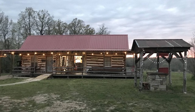 Rustic Log Cabin on private land, with ample gravel roads for horses and ATV’s. in Hardy