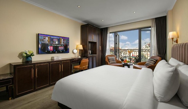 San Palace Hotel & Rooftop