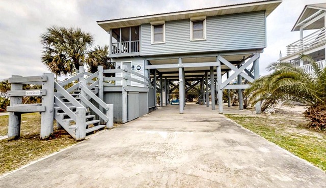 Seaside Shelter in Indian Pass