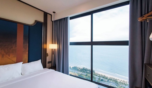 Seaview Condotel Apec