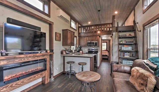 Secluded Morganton Tiny Home w/Grills! in Morganton