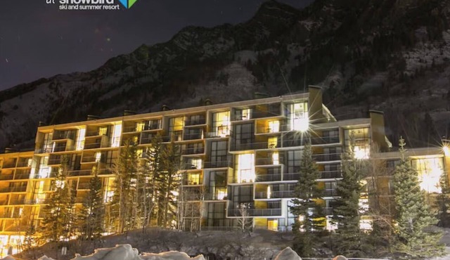 Ski-in/ski-out unit for 4 people @Snowbird for New Year's week, 12/27-1/3 in Snowbird