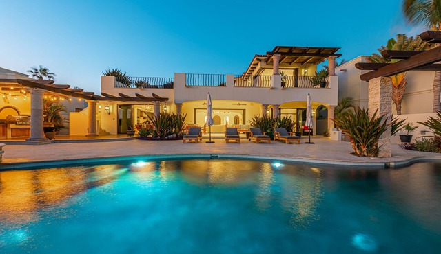 Spacious 4 BD Oceanview Villa with a Private Pool in B.C.S.
