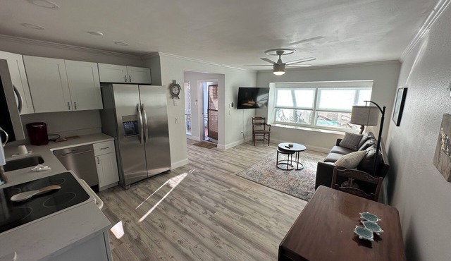 Spacious Beach getaway at the Sea Turtle! in Clearwater