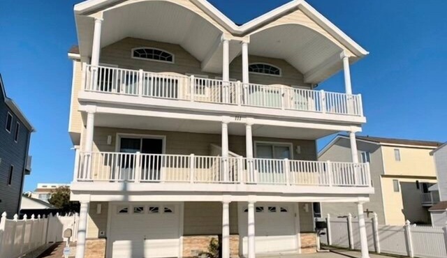 Spacious front decks boast both ocean and bay views in Sea Isle City