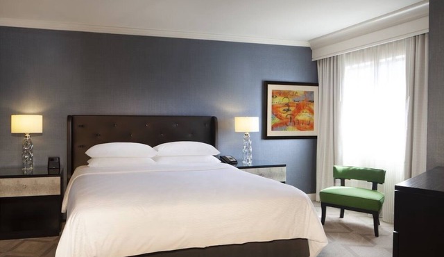Spacious Good-Value Accommodation! | Close to The Wharf Complex - 2.1 miles in Washington