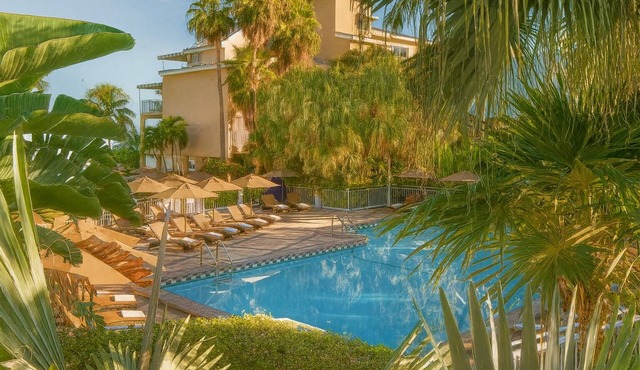 Spacious Oceanfront Stay! Spa, Fitness, & Steps to the Beach! in Key West