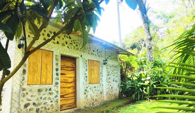 Stone cabin with 2 double beds and AC in Dos Amates