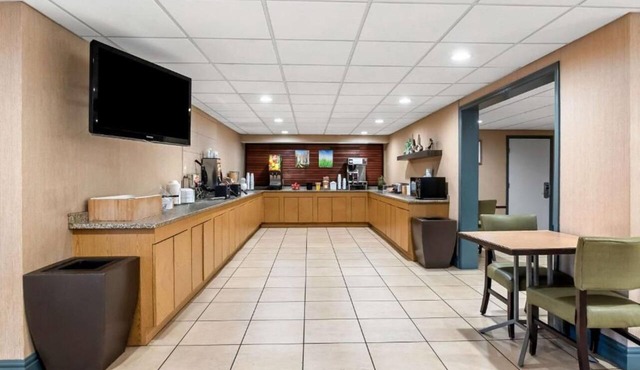 Suburban Studios Slidell I-10 in Slidell