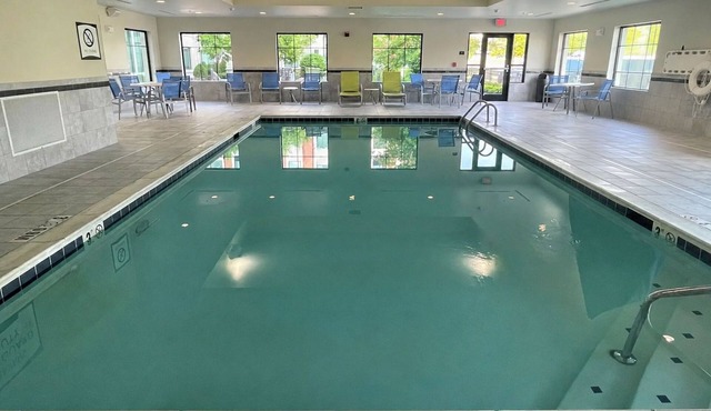 Suite with Full Kitchen | Breakfast Included! in Miamisburg