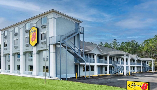 Super 8 by Wyndham Moss Point in Moss Point