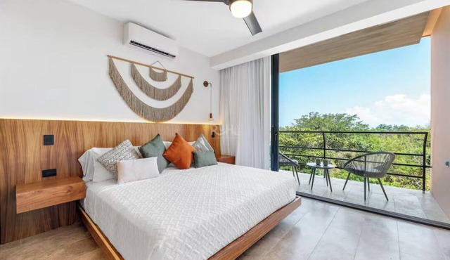Superior Studio, Balcony, Garden View - Ixuh Ocean Front 5 Ave Playa del Carmen in Playa del Carmen
