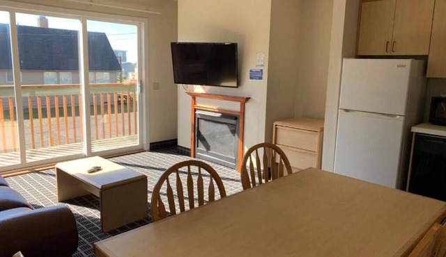 Surfside Resort in Rockaway Beach