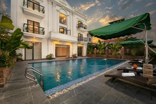 Tam Coc Nam Hoa Hotel and Spa in Ninh Binh