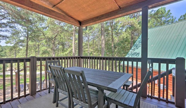 The Eastwood Luxe Large Group Cabin Retreat! in Broken Bow