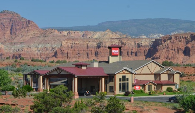 The Noor Hotel in Torrey