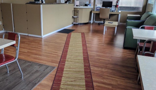 The Simplicity Inn in Marshfield