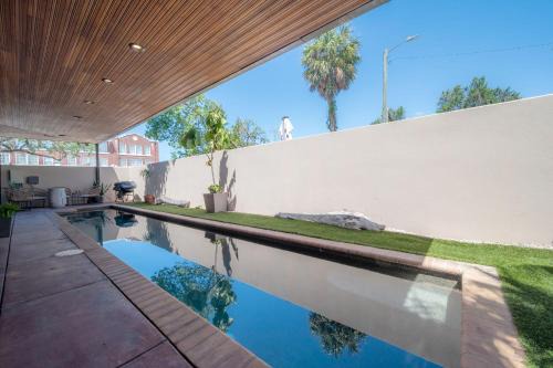 The Wright Place A Hyde Park Pool Home in Tampa