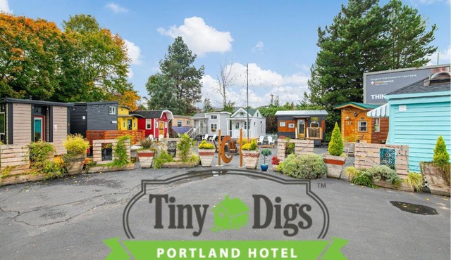Tiny Digs - Hotel of Tiny Houses in Portland