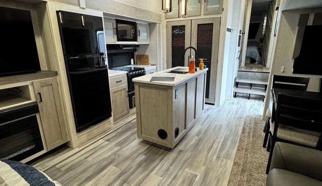 Tranquil mobile home with AC in Rock Springs in Rock Springs