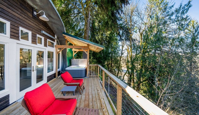 Unique, Dog-Friendly, Riverfront Cottage w/Free WiFi, Views, & Hot Tub in Springfield
