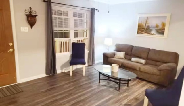 Valley - 9 Beds, 3 TVs, Sleeps 14 - Luxury Stay. in Fenton