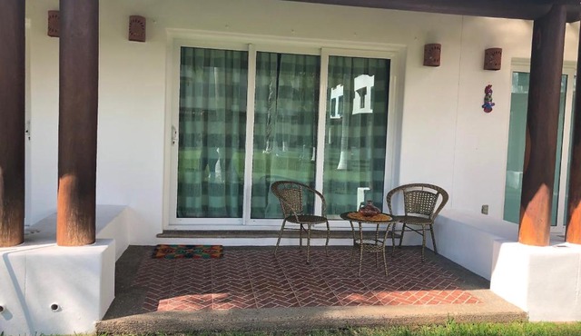 Villa exclusiva en Ixtapa a unos pasos del mar in Ixtapa