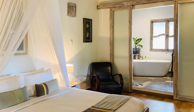 Villa Garden View - Four Bedroom Resort, Sleeps 8