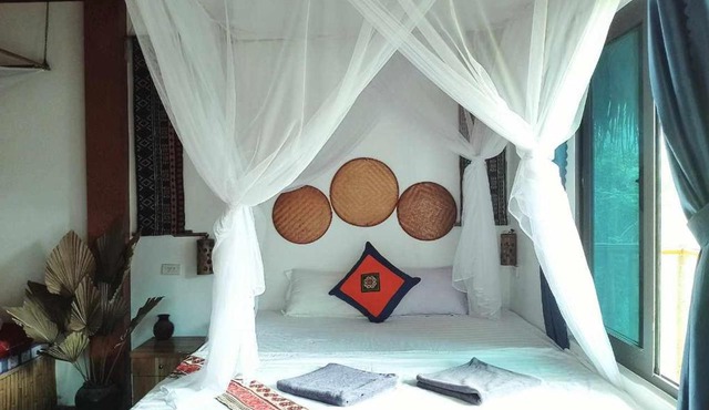 Vu Linh Palm House Homestay - Bungalow