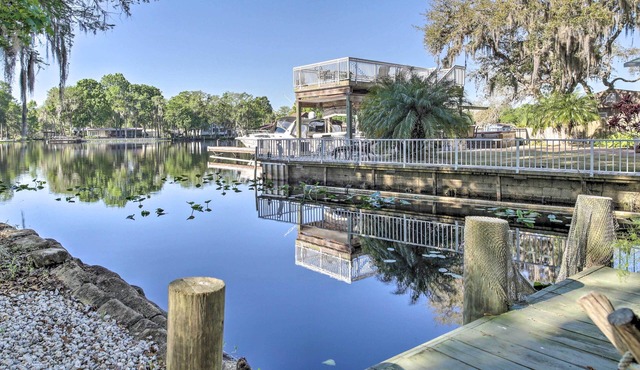 Waterfront Astor Studio Cabin w/ Private Boat Dock in Astor