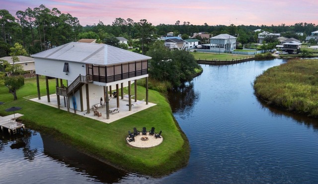 Waterfront Peninsula Home with Kayaks + Ping Pong + Dock in Bay St. Louis