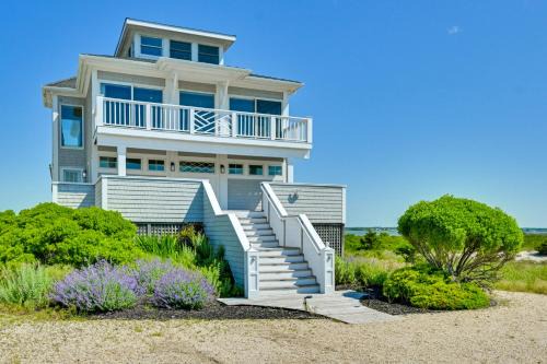 Waterfront Westhampton Haven: Private Beach in Westhampton Beach