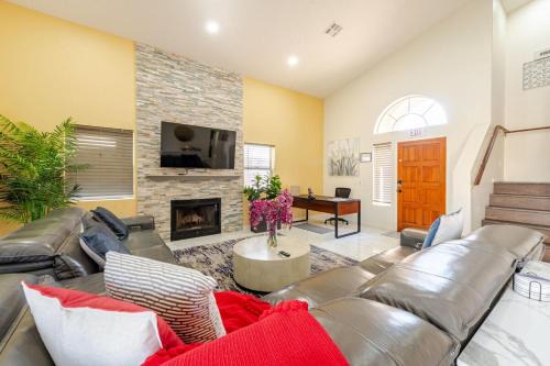 Welcome to Luxe Stays in Phoenix