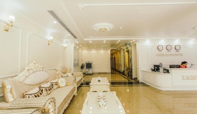 White Crown Hotel Ha Long