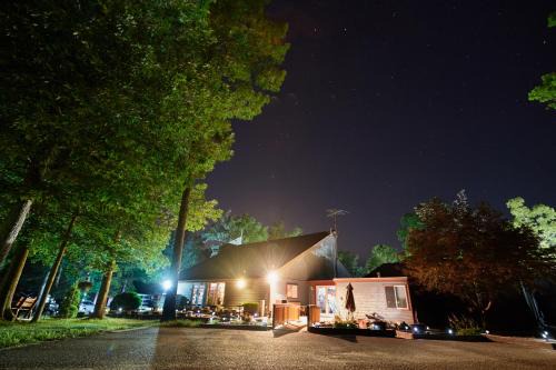 Williamsburg Camping Resort One Bedroom Cabin 6 in Croaker