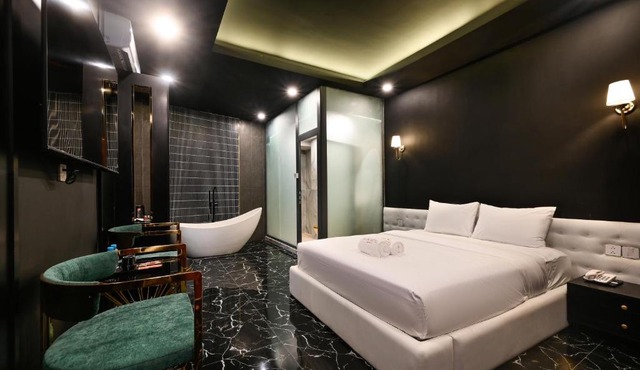 WISELY Hotel