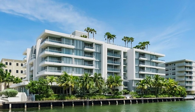 Wonderful Place To Stay! Relaxing Unit. Minutes Away to North Bayshore Park! in Bay Harbor Islands